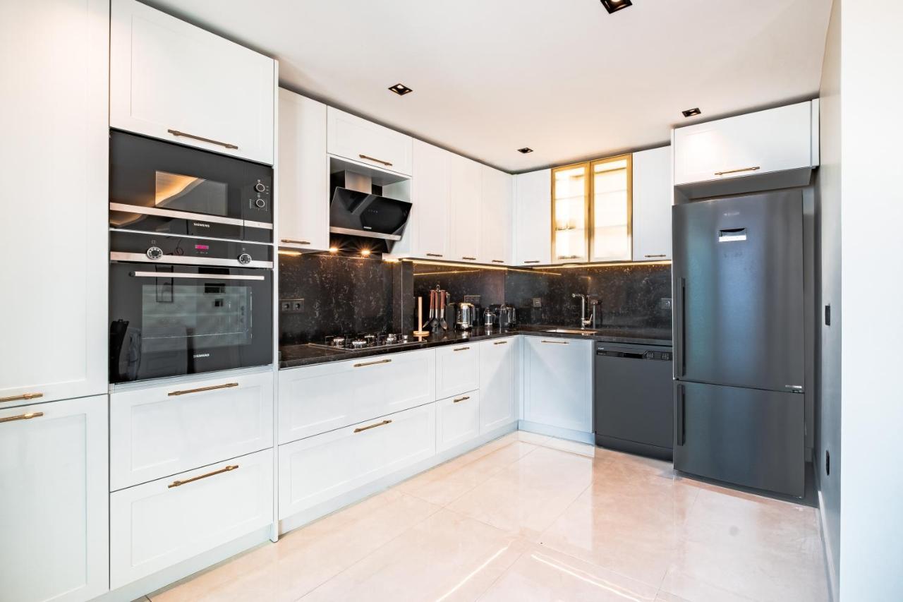 Homie - Newly Built Seaside On Bakirkoey Shore Apartament Istanbul